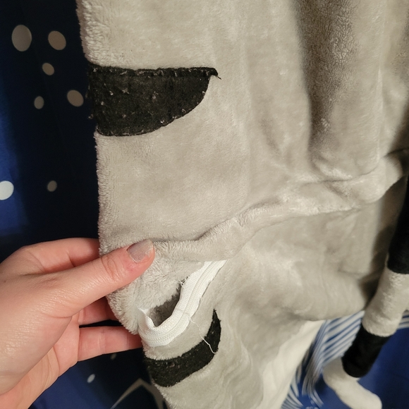 Chi's Sweet Home Kitty Cat Onesie - Picture 7 of 11